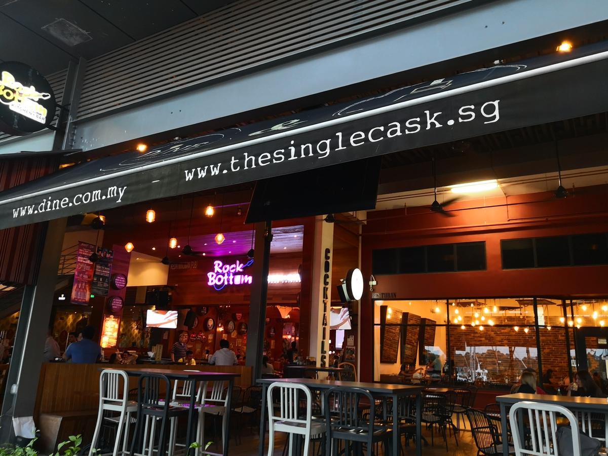 Teega Suites @ Ph 努沙再也 外观 照片
