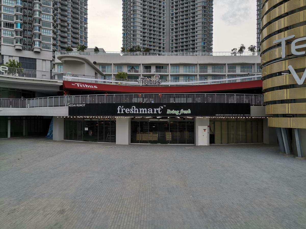 Teega Suites @ Ph 努沙再也 外观 照片